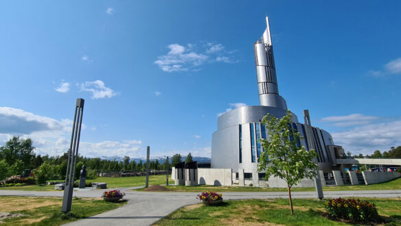 Nordlichtkathedrale in Alta, Norwegen