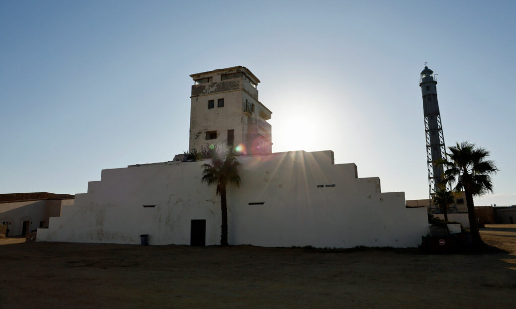 Festung und Leuchtturm in Cadiz