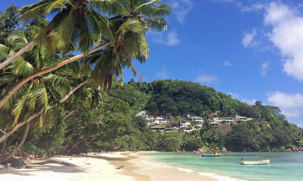 Strand auf Mahe, Seychellen